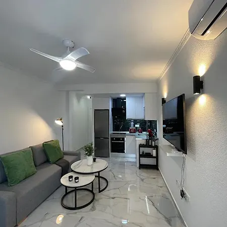 Mediterranean Escape - Stunning Apartment Torrevieja * Torrevieja