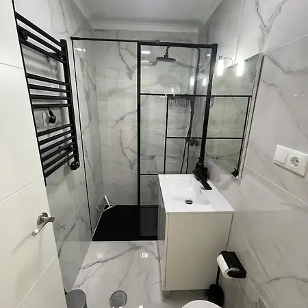 Apartment Mediterranean Escape - Stunning Apartment Torrevieja *
