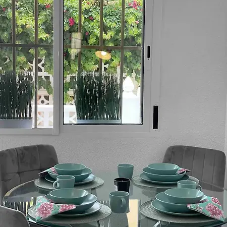 Mediterranean Escape - Stunning Apartment Torrevieja Torrevieja