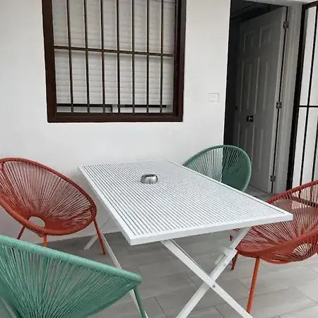 Mediterranean Escape - Stunning Apartment Torrevieja